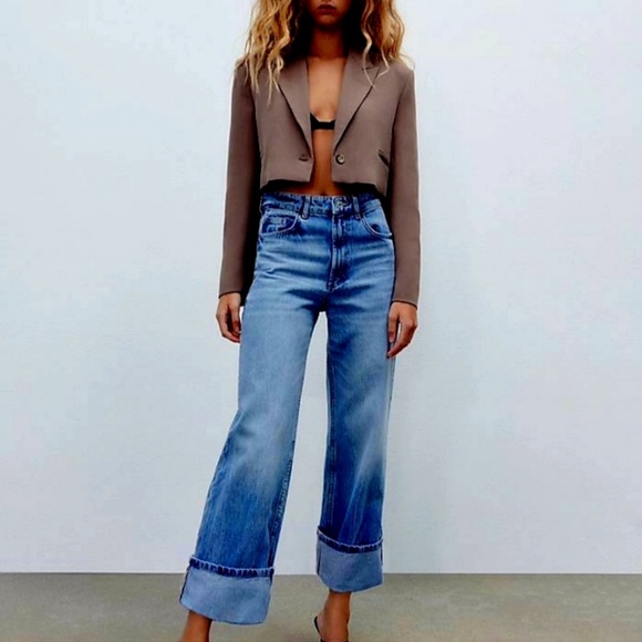 Zara Mid Rise Loose Jeans - Picture 1 of 4